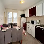 Renato Apartment
