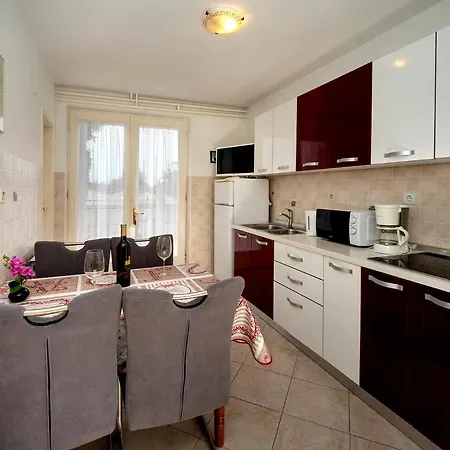 Renato Apartment