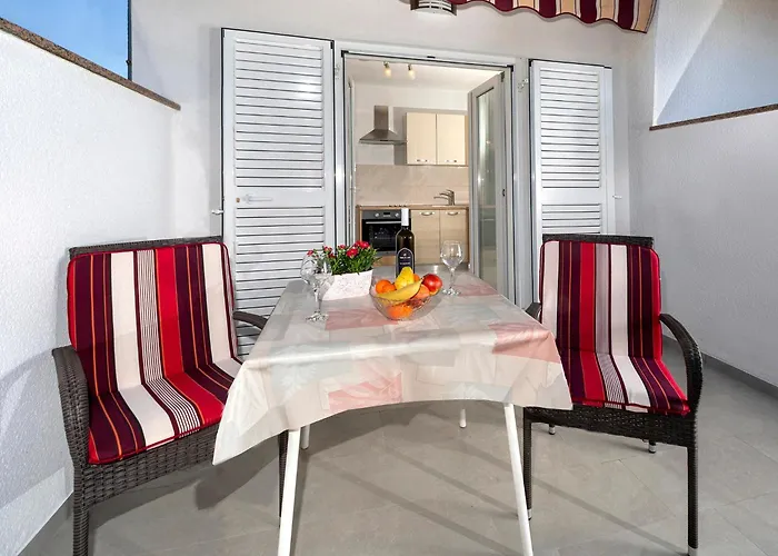 アパート Renato ポレッチ